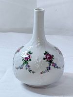 Full view of Wallendorf porcelain vase front