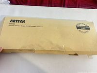 Closed box showing Arteck HW192 branding