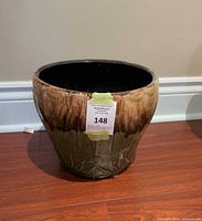 front view of ceramic planter showing glaze and pattern