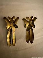 front view showing design and finish