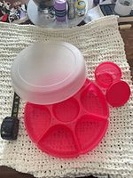 Tray, outer lid, dip container with lid displayed on measuring mat