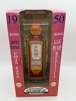Front view of boxed Gearbox 1950 Shell gas pump coin bank