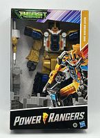 Front of sealed box showing figure and accessories