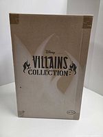 Front of Disney Villains Collection shipping box