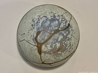 Top view showing crackle glaze pattern and tan vein lines