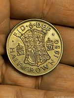 Reverse of 1950 half crown showing shield design and date