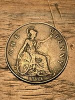 Reverse of 1936 British one penny coin showing Britannia and date