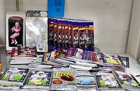 Overview of sealed packs, ornament box, loose cards and Fleer Ultra pack
