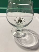 Front view showing Kentucky logo on snifter