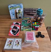 Group shot showing all items in lot