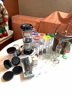Overall lot showing blender, ice bucket, glassware, accessories