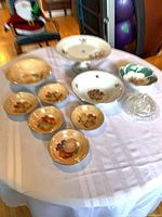 Group overview of all porcelain and glass pieces