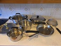 Overall view of cookware set on countertop