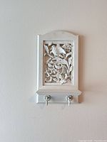 Carved white wall hook plaque with 2 hooks