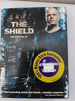 Front cover Season 2 slipcase