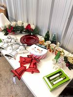 Full lot overview on table showing most items