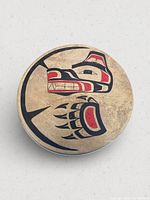 Front view showing full wolf design on drum head