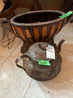 Kettle and planter together showing overall size and shape