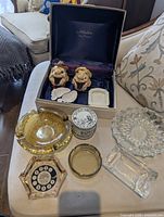 Overview of all ashtrays, tin, and box