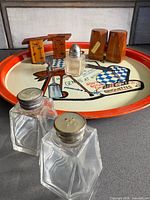 overall lot showing tray and all shakers