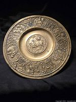 Front view showing full plate design