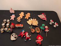 All ornaments spread out for overview