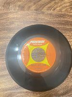 Full view of Side A label and record surface