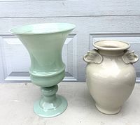 Front view of both vases