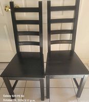 Front view of both IKEA Kaustby chairs