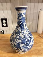 Full view of vase front showing pattern and shape