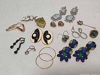 Full lot overview showing all jewelry pieces