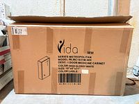 Sealed carton showing brand Vida, series, model, color and size