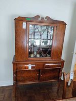 Front view showing entire cabinet