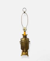 Full view showing complete lamp with harp