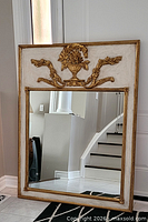 Full front view of giltwood wall mirror