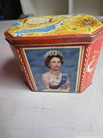 Front view showing Queen Elizabeth II portrait panel