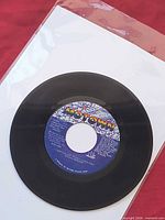 Front view of 7-inch vinyl showing Motown label