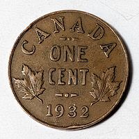 Reverse showing CANADA ONE CENT 1932 and maple leaves