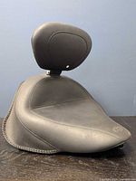 Overall view of seat with backrest