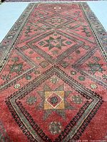 Front view showing full rug and pattern