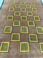 Close-up of central pattern squares for texture and color detail