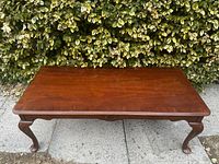Top view of solid walnut Strathroy Georgian style coffee table showing rectangular surface, shell-carved apron, cabriole legs