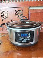 Front view of Hamilton Beach programmable slow cooker with lid