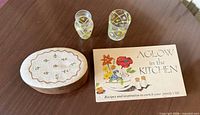 Full lot overview: trinket box, two glass pieces, recipe booklet