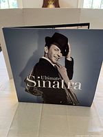 Front cover of Ultimate Sinatra gatefold