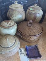 Overview of all stoneware pieces