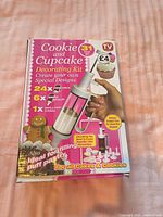 Front of retail box showing product, contents and piece count