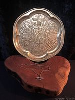 Tray and pendant displayed together