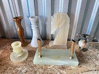 Full group of six onyx decorative pieces