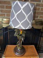 Full view lamp with shade front